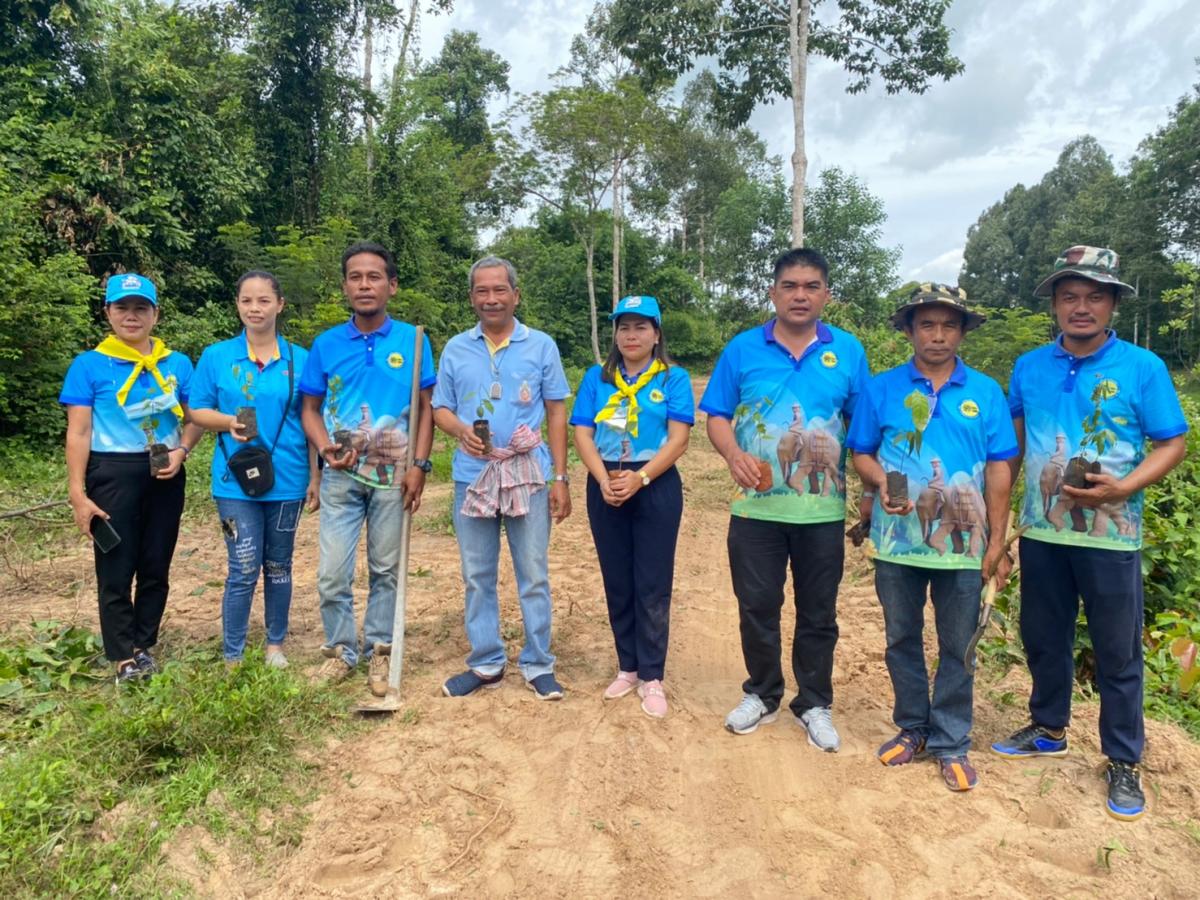 กิจกรรมจิตอาสาบำเพ็ญสาธารณประโยชน์ และกิจกรรมปลูกป่าเฉลิมพระเกียรติสมเด็จพระนางเจ้าสิริกิติ์ พระบรมราชินีนาถฯ