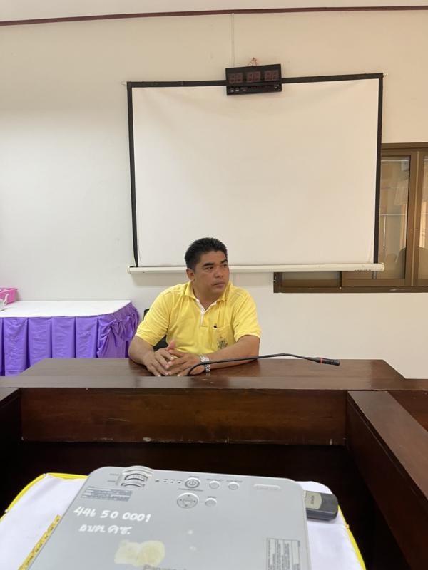 ประชุมหัวหน้าส่วน องค์การบริหารส่วนตำบลเคียน